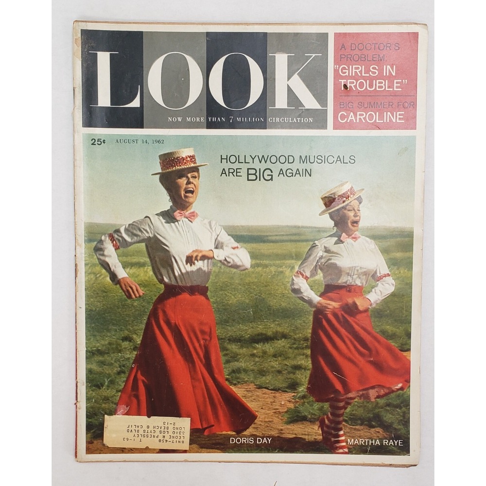 Vintage Look Magazine August 14, 1962 Doris Day Martha Raye Musicals